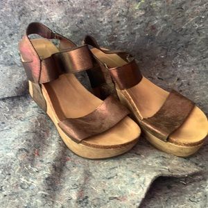 PIERRE DUMAS BROWN LEATHER WEDGES